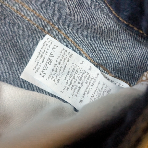 Madewell Curvy High Rise Denim Shorts - Picture 4 of 4